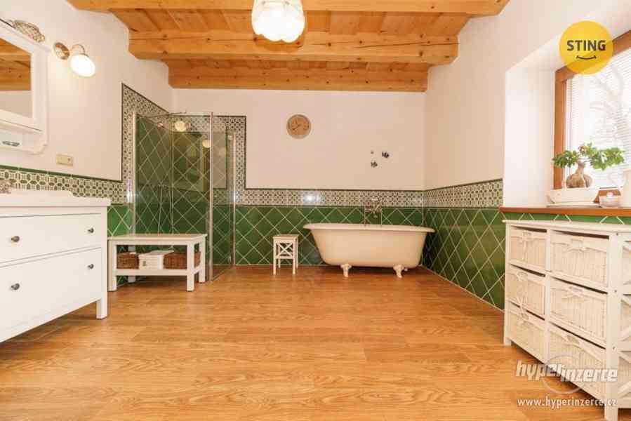 Rodinný dům na prodej v Ženklavě - foto 3