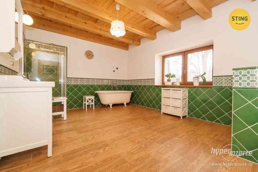 Rodinný dům na prodej v Ženklavě - foto 5