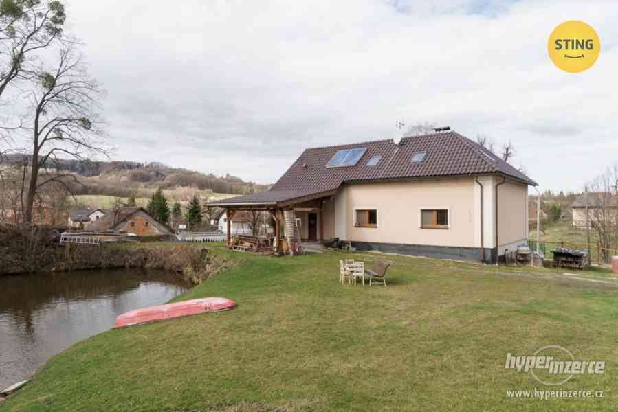 Rodinný dům na prodej v Ženklavě - foto 11