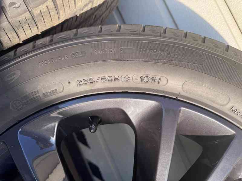 Dodge Charger Alu R19 SET 5x115 7,5J 19 18.500,- - foto 7