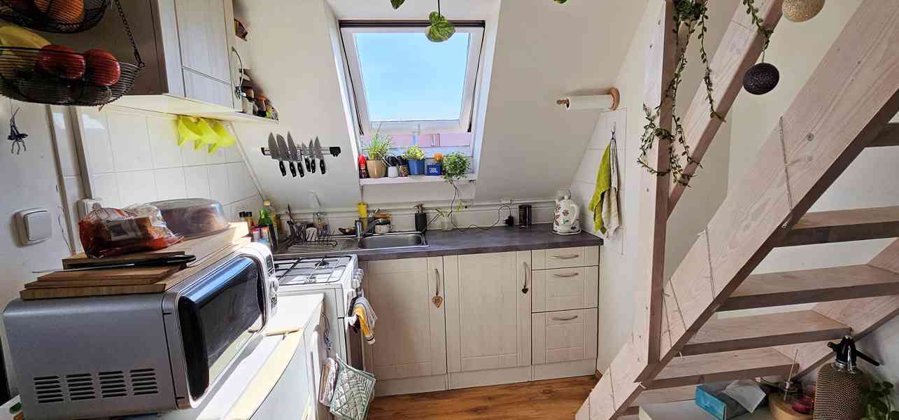 PRONÁJEM CIHLOVÉHO MEZONETOVÉHO BYTU 2+KK, BRNO – ČERNOVICE - foto 4