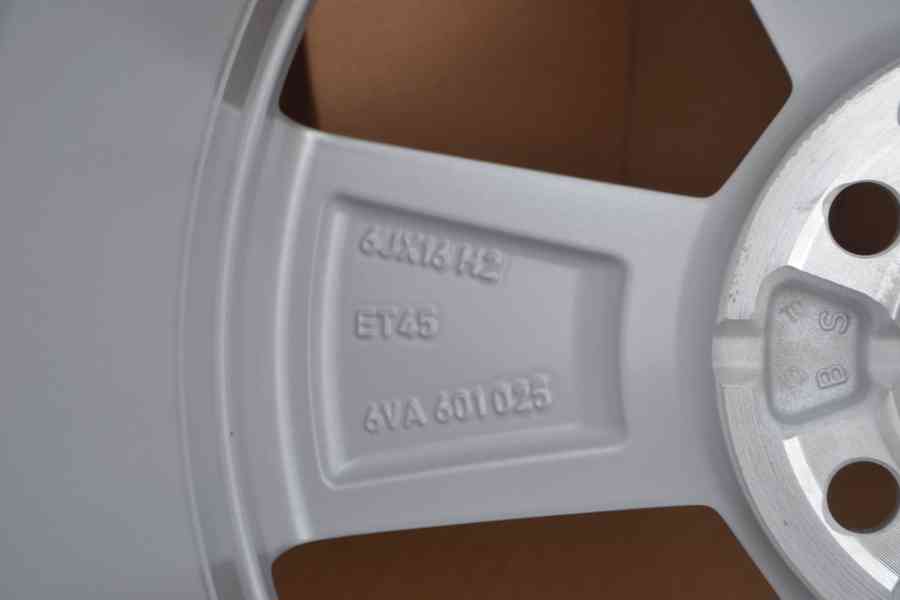 Š. Fabia IV, Seat Ibiza, VW Polo - 4ks Nové 16 orig.Alu kola - foto 16