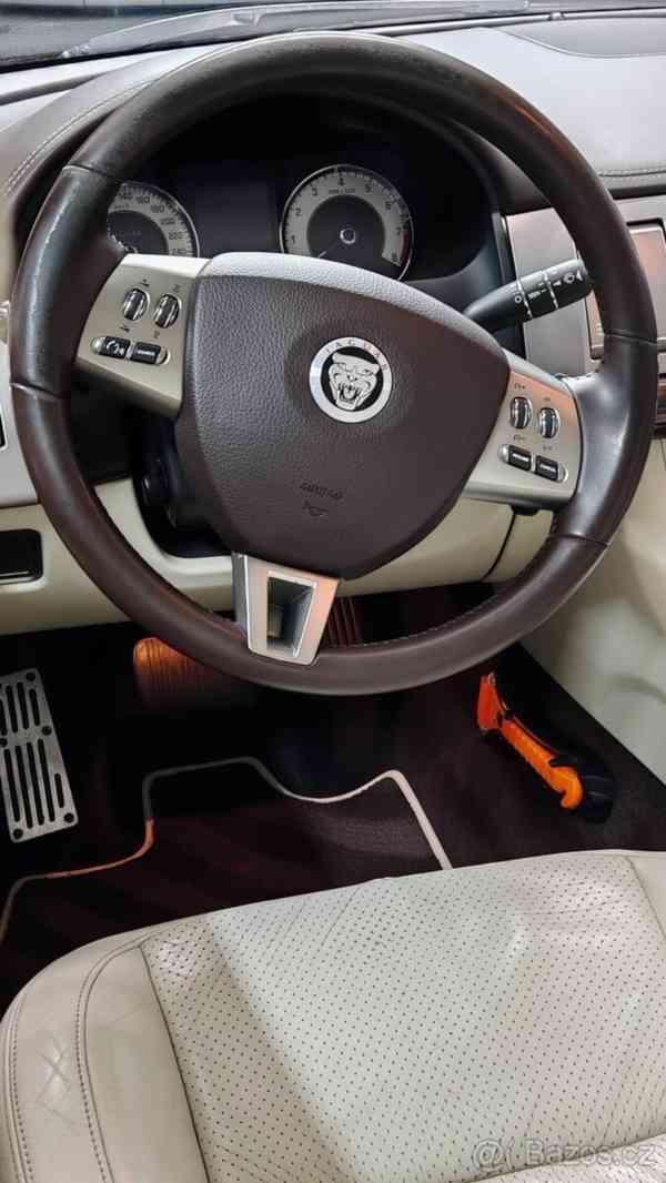 Jaguar XF 5,0   V8 – servisovaný, rozvody ve 2 - foto 3