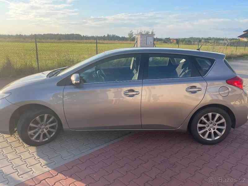 Toyota Auris Prodam - foto 4