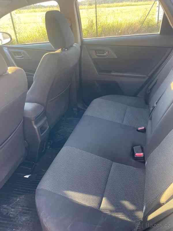 Toyota Auris Prodam - foto 7