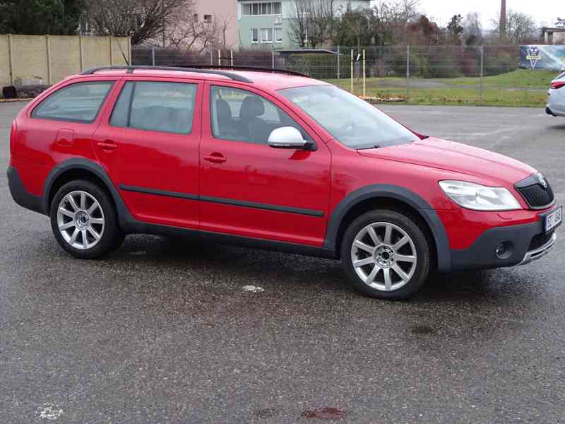 Škoda Octavia 2.0 TDI Combi Scout r.v.2008 4x4 serviska  - foto 2