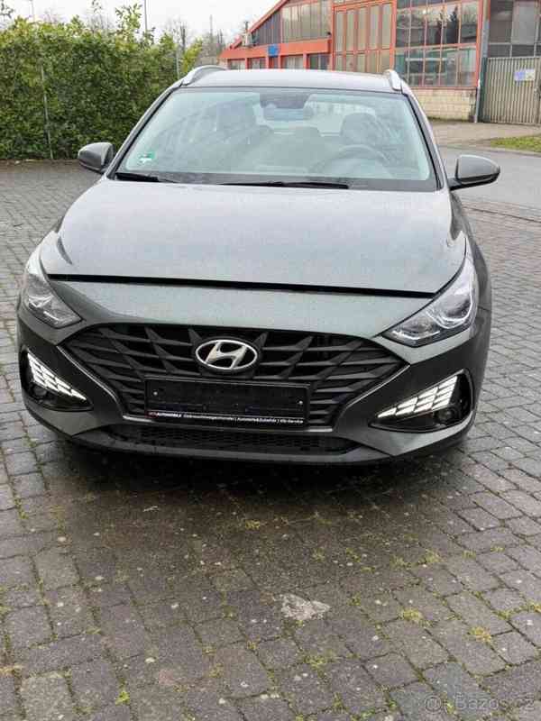 Hyundai i30 1,0 - foto 9