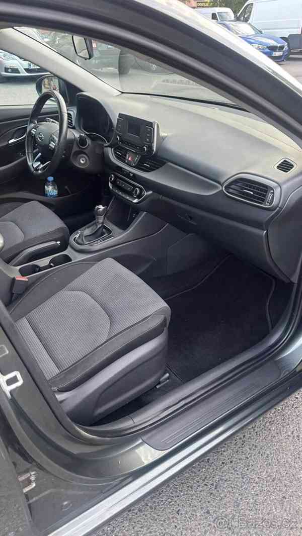 Hyundai i30 1,0 - foto 5