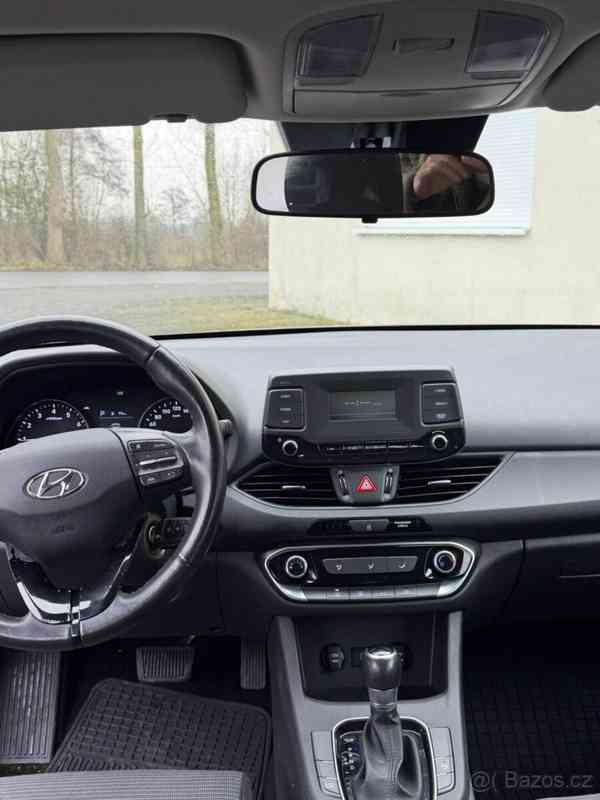 Hyundai i30 1,0 - foto 18
