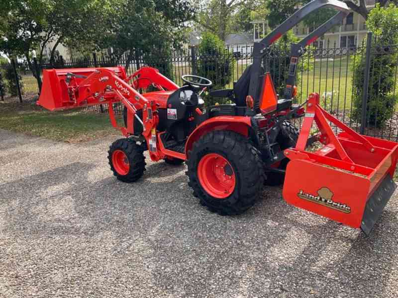 Traktor kubota B2601 HSD - foto 3