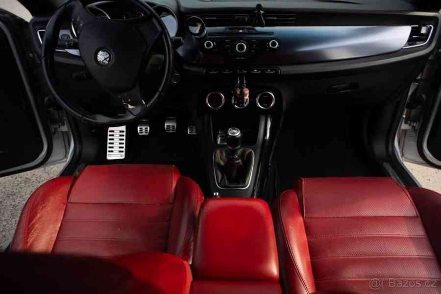 Alfa Romeo Giulietta 1,7   TBI QUADRIFOGLIO VERDE - foto 12