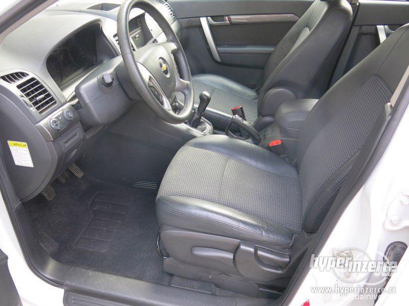 Chevrolet Captiva 2.0, nafta, RV 2010 - foto 14