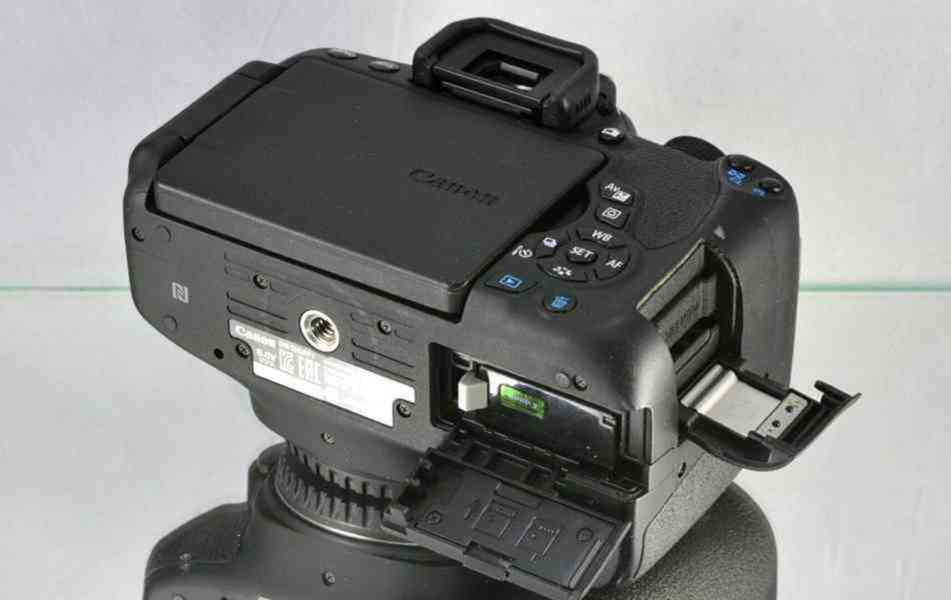 Canon EOS 750D **APS-C 24MPix *Full HDV*17000 Exp. - foto 7