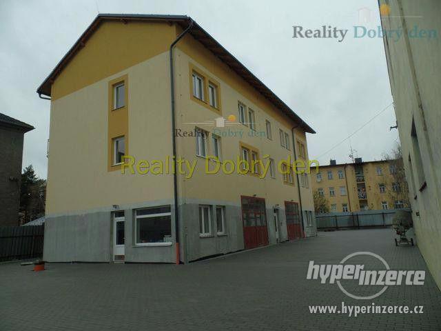 Pronájem komerčních prostor, Nákladní, Opava - foto 14