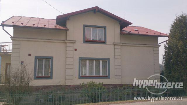 Prodej rodinného domu,Loket - foto 1