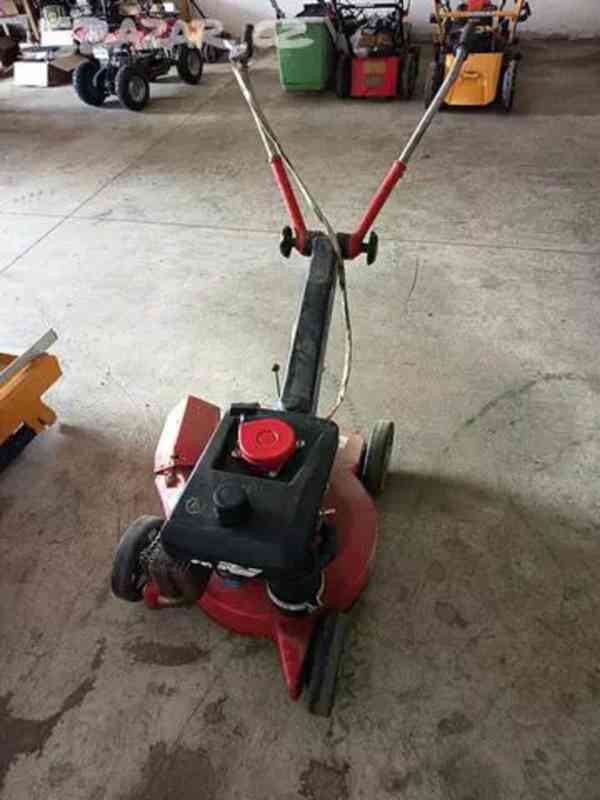 Sekačka Motor JIkov + podvozek VARI - foto 2