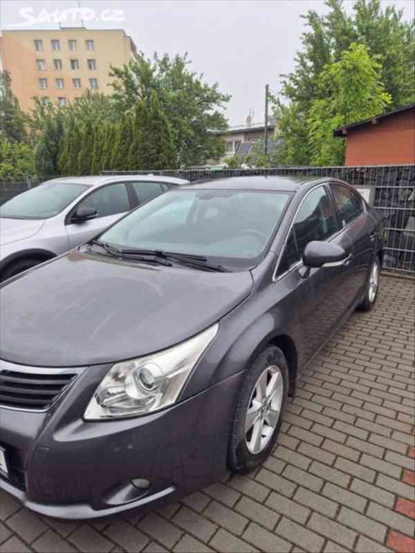 Toyota Avensis 2,0   T27 2.0 93kW - foto 2