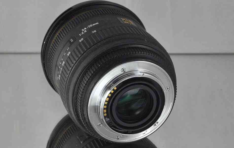 pro SONY A - SIGMA 24-70 mm f/2,8 EX DG HSM - foto 5