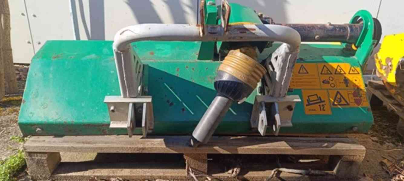 Malotraktor Farmář Wisconsin a přívěs traktorový vč. přísl. - foto 13