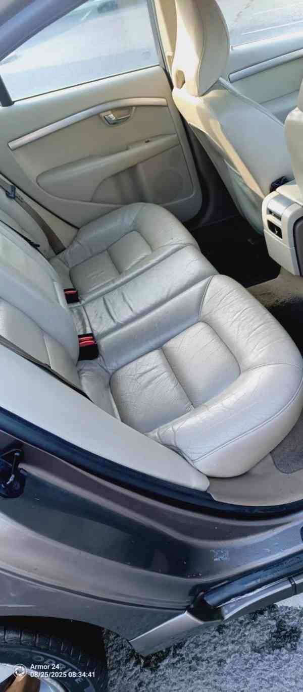 Prodám Volvo S 80 D5 2.4 TDI, auto bylo vyrobeno v roce 2006 - foto 1