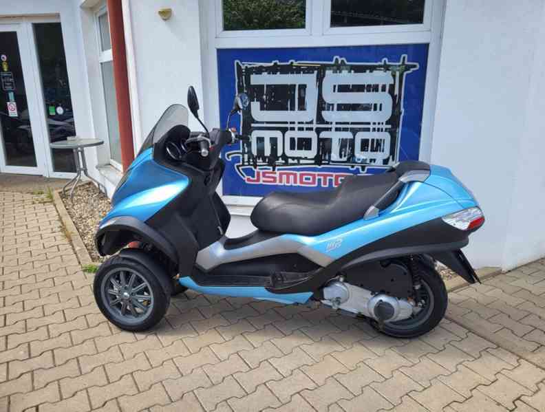 Tříkolk Piaggio MP 3 RL 250 I.E. - foto 5