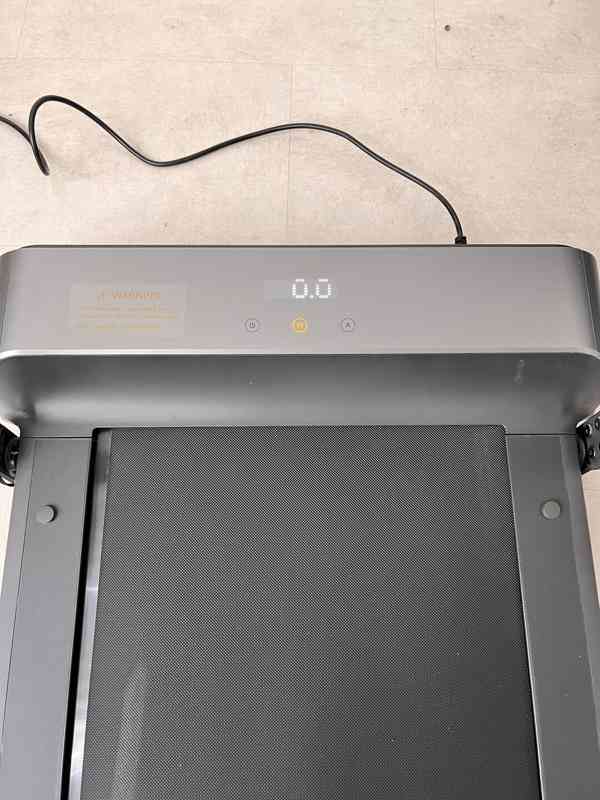 Chodicí a běhací pás Xiaomi KingSmith WalkingPad R1 - foto 4