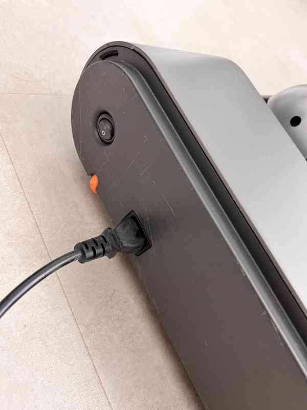 Chodicí a běhací pás Xiaomi KingSmith WalkingPad R1 - foto 5