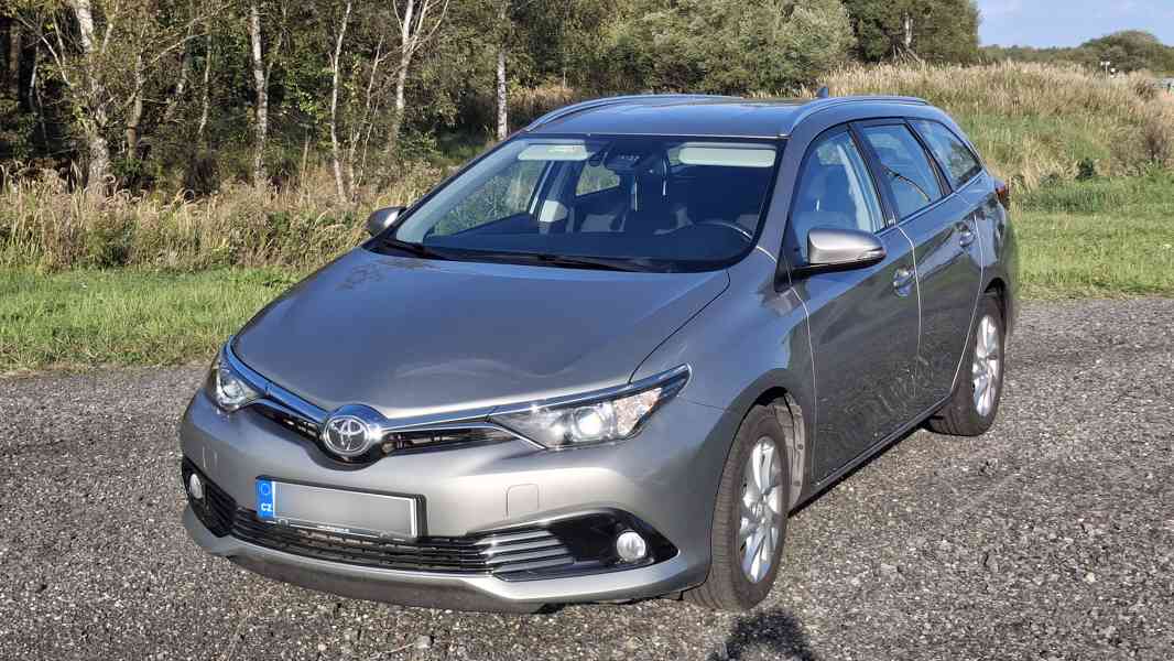 Toyota Auris, Turning sport Edition S 1,2 - foto 1