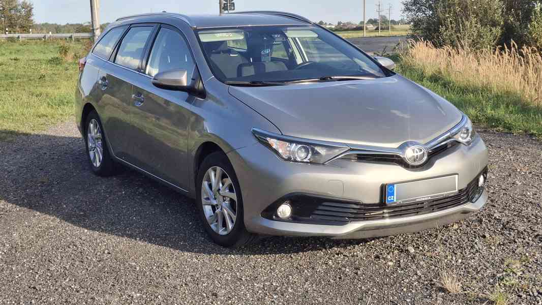 Toyota Auris, Turning sport Edition S 1,2 - foto 2