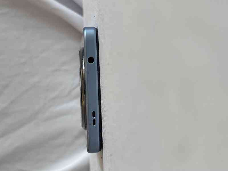 Xiaomi Redmi A3 - nefunkční, prasklý displej, na díly - foto 4