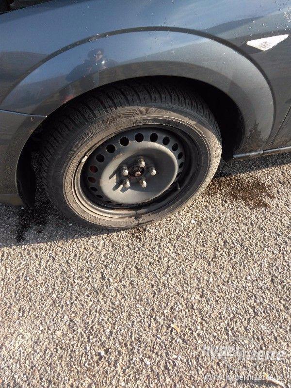 Ford mondeo mk3 2.0 tdci - foto 11