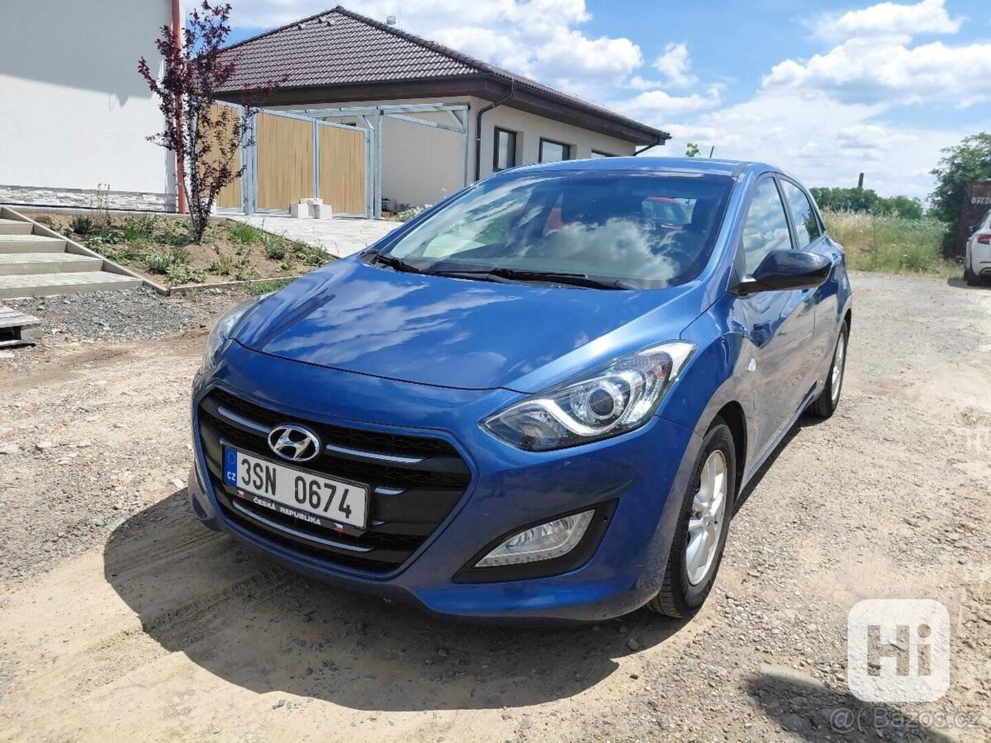 Hyundai i30 1,6 - foto 1