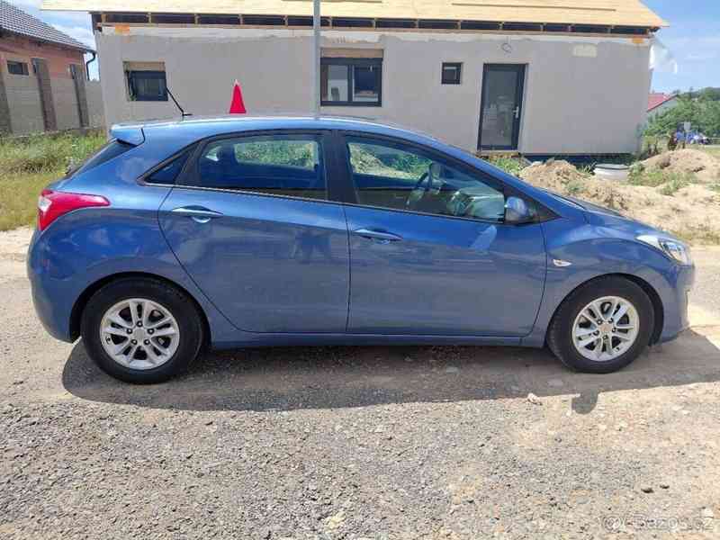 Hyundai i30 1,6 - foto 5