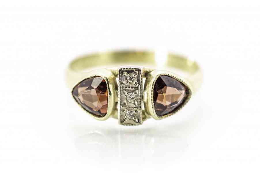 Zlatý prsten s diamanty 0,15 ct, vel. 60
