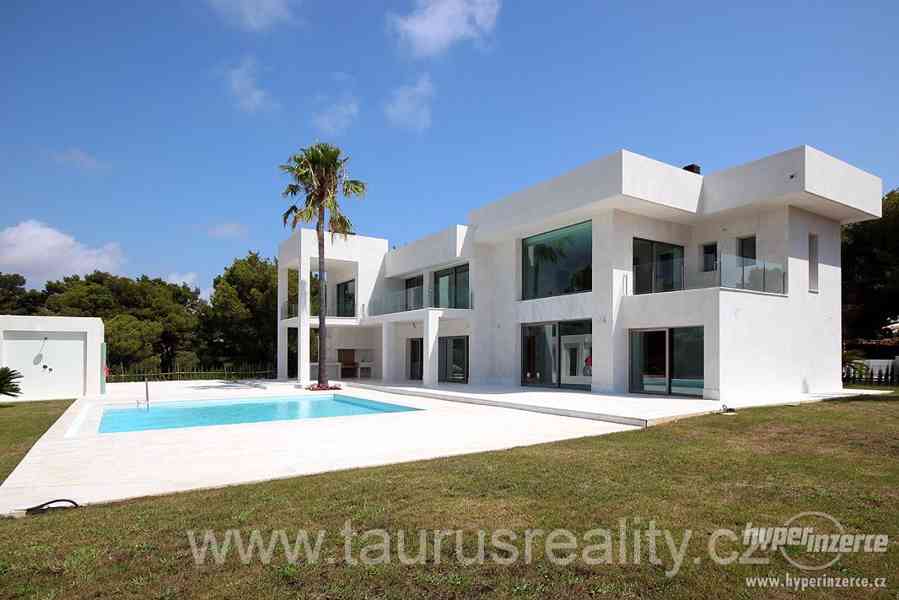Reality Španělsko - Novostavba luxusní vily s výhledem na mo - foto 1