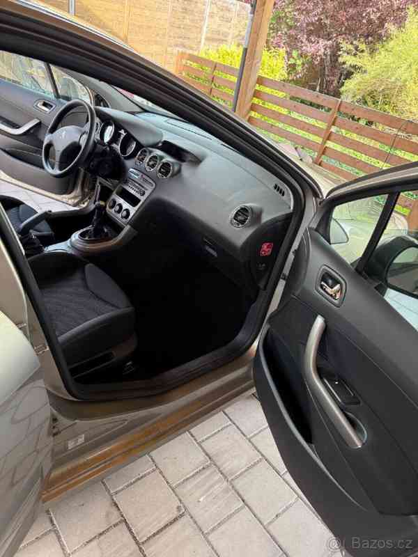 Peugeot 308 1.4 VTi (72 kW), r. 2013, 66 000 km - foto 7