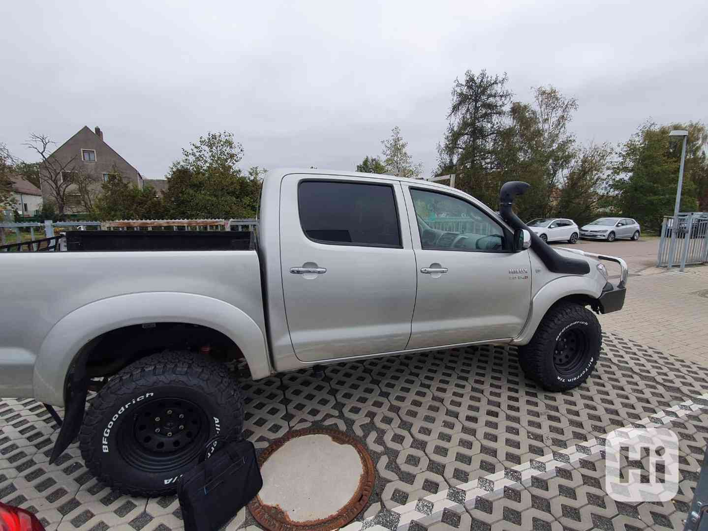 Toyota Hilux 3,0 D 4D 126kw - foto 1