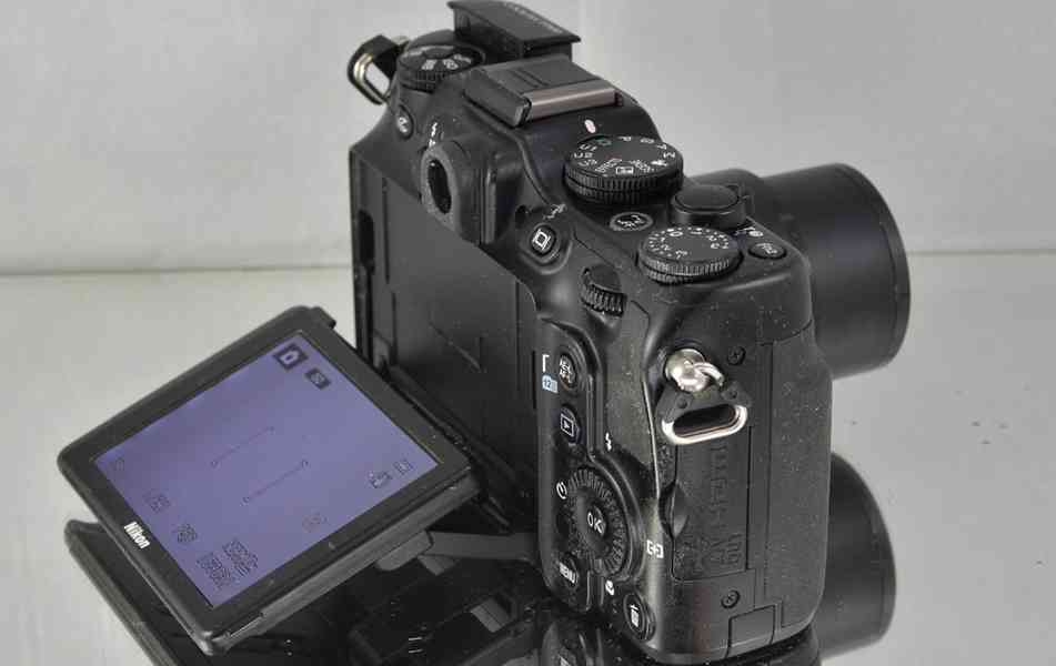 Nikon CoolPix P7100 * 10,1 MPix*7x Op.ZOOM*HDV*RAW - foto 8