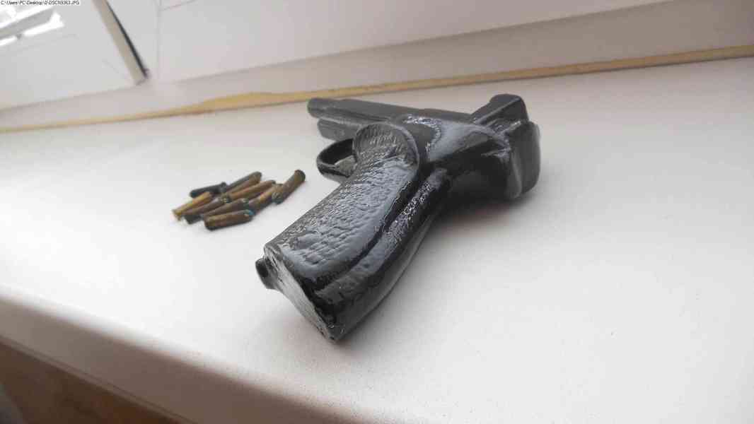 Pistole ww2 - foto 3
