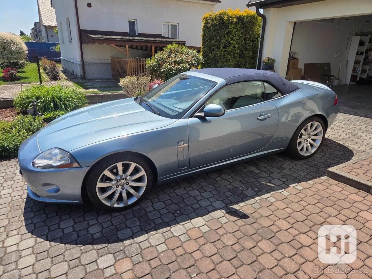Jaguar XK8 4,2   XK8, convertible - foto 1