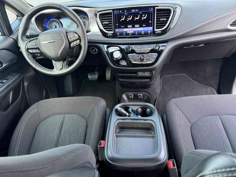 Chrysler Pacifica 3.6 S RU DVD 2022 NEW DPH AKCE - foto 11
