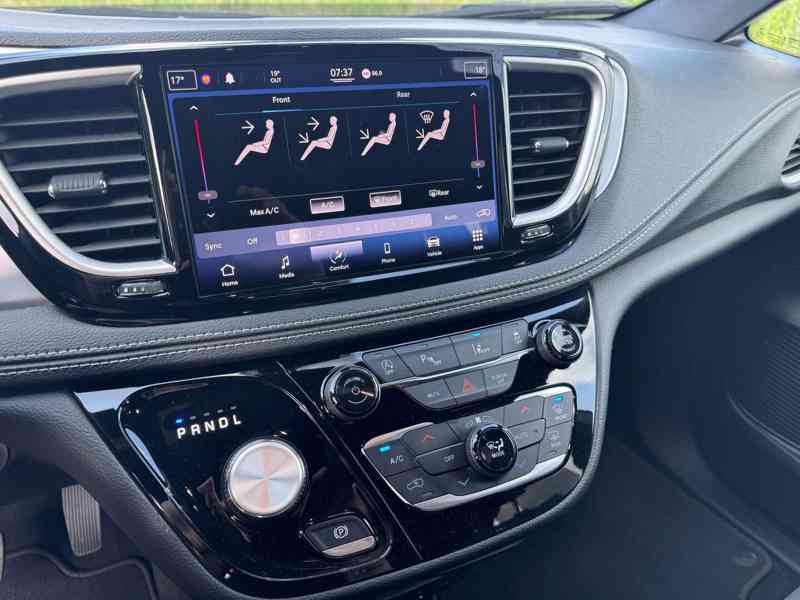 Chrysler Pacifica 3.6 S RU DVD 2022 NEW DPH AKCE - foto 16