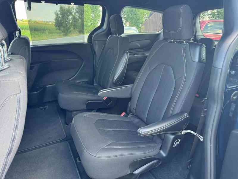 Chrysler Pacifica 3.6 S RU DVD 2022 NEW DPH AKCE - foto 12