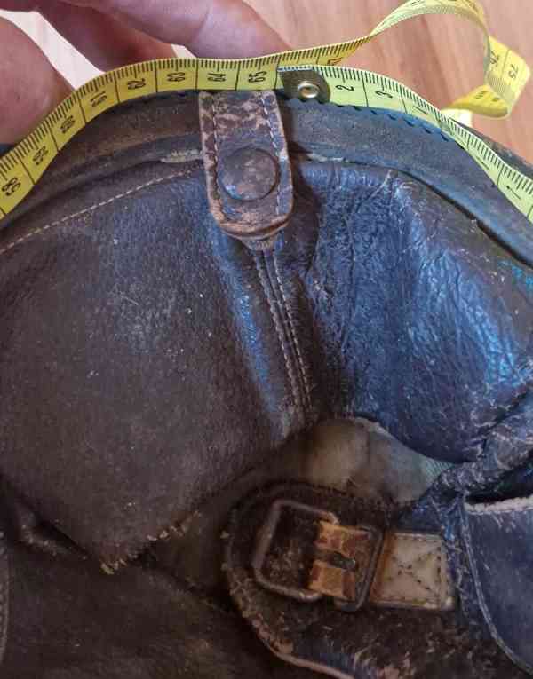 Helma,přilba hříbek,kokosák aj.- 3 ks a brýle - zachovalé - foto 4