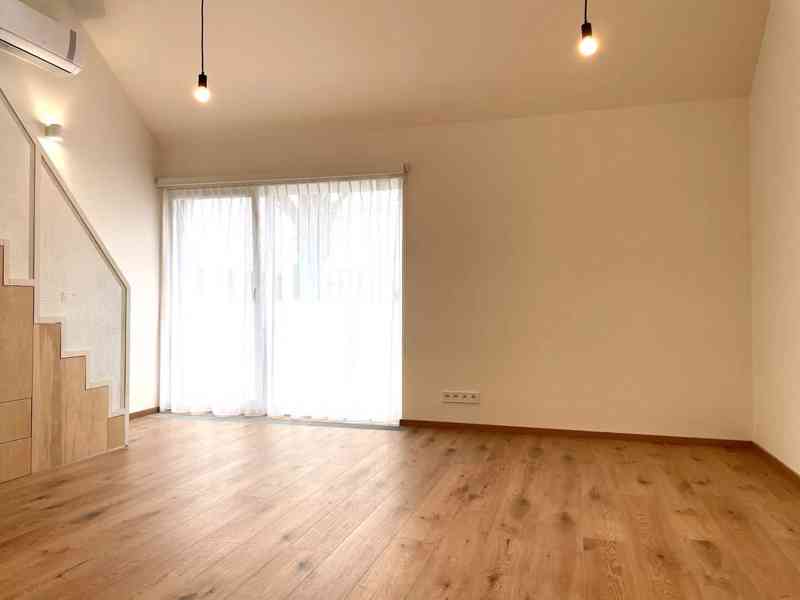 Pronájem bytu 2+kk 56 m² - foto 8