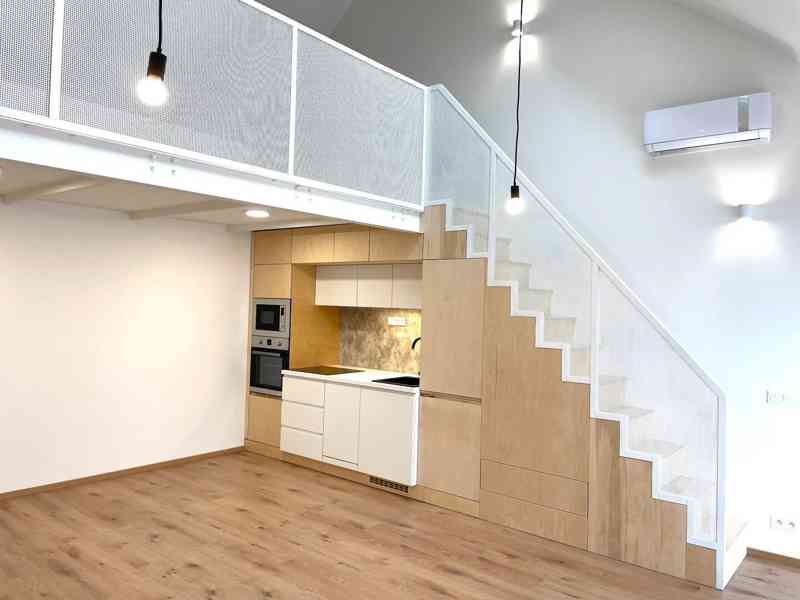 Pronájem bytu 2+kk 56 m² - foto 3