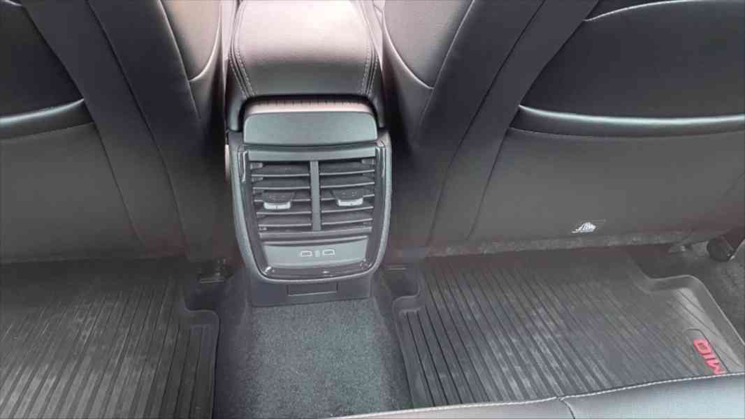 Škoda Kamiq 1,5   TSI Style DSG 110 kW v kůži, v - foto 3