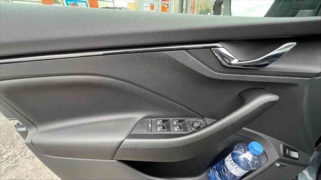 Škoda Kamiq 1,5   TSI Style DSG 110 kW v kůži, v - foto 16