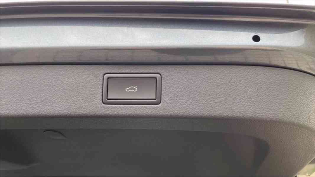 Škoda Kamiq 1,5   TSI Style DSG 110 kW v kůži, v - foto 10