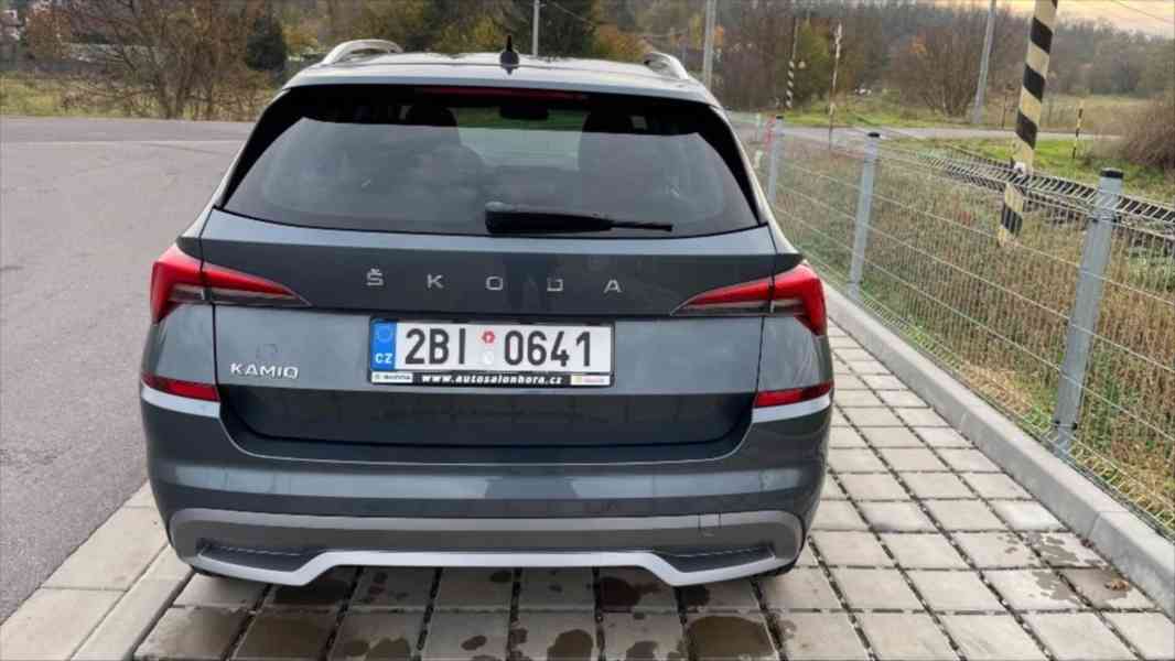 Škoda Kamiq 1,5   TSI Style DSG 110 kW v kůži, v - foto 14